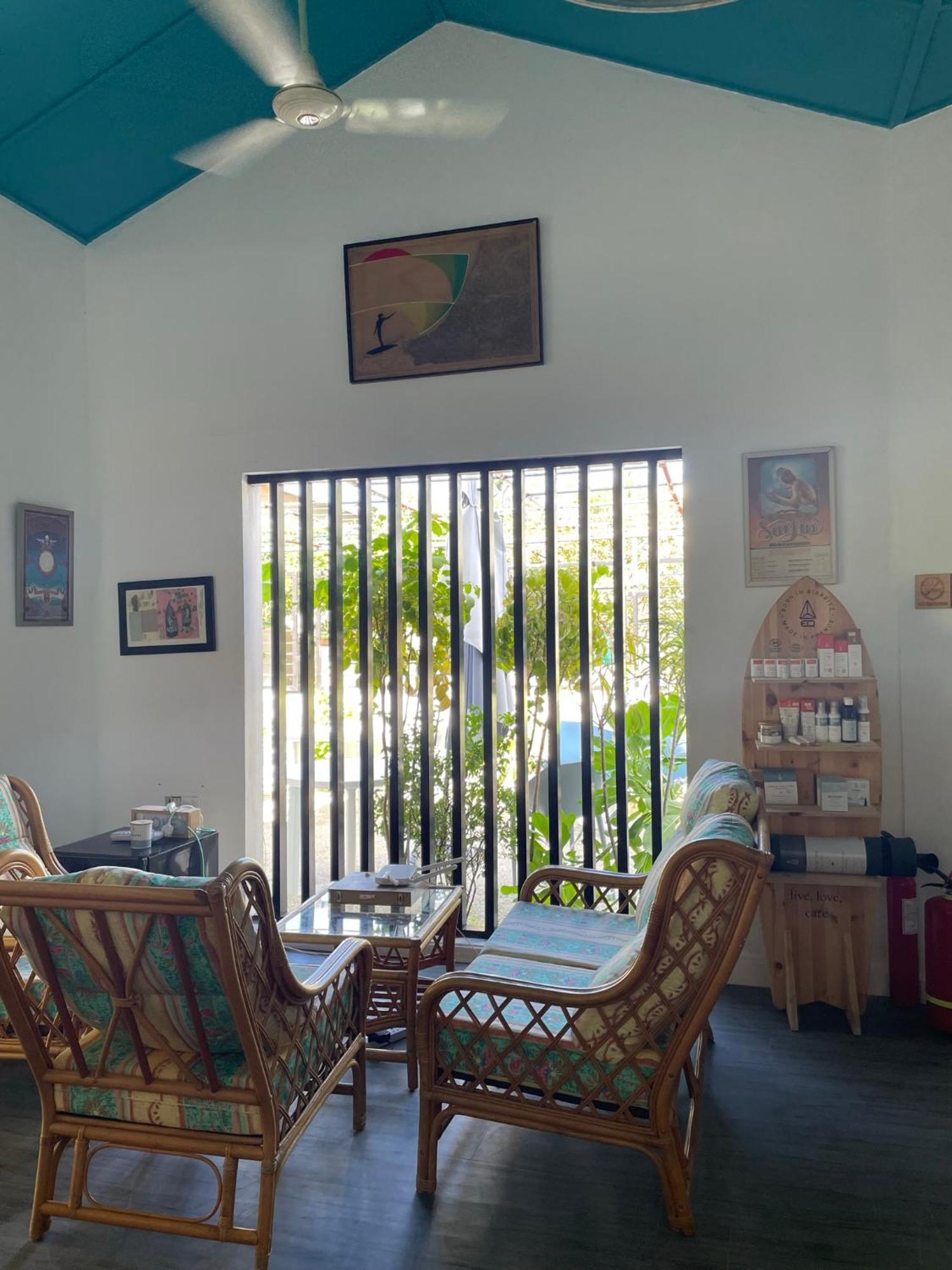 Eq Surf Retreat Hotel Muli Екстериор снимка