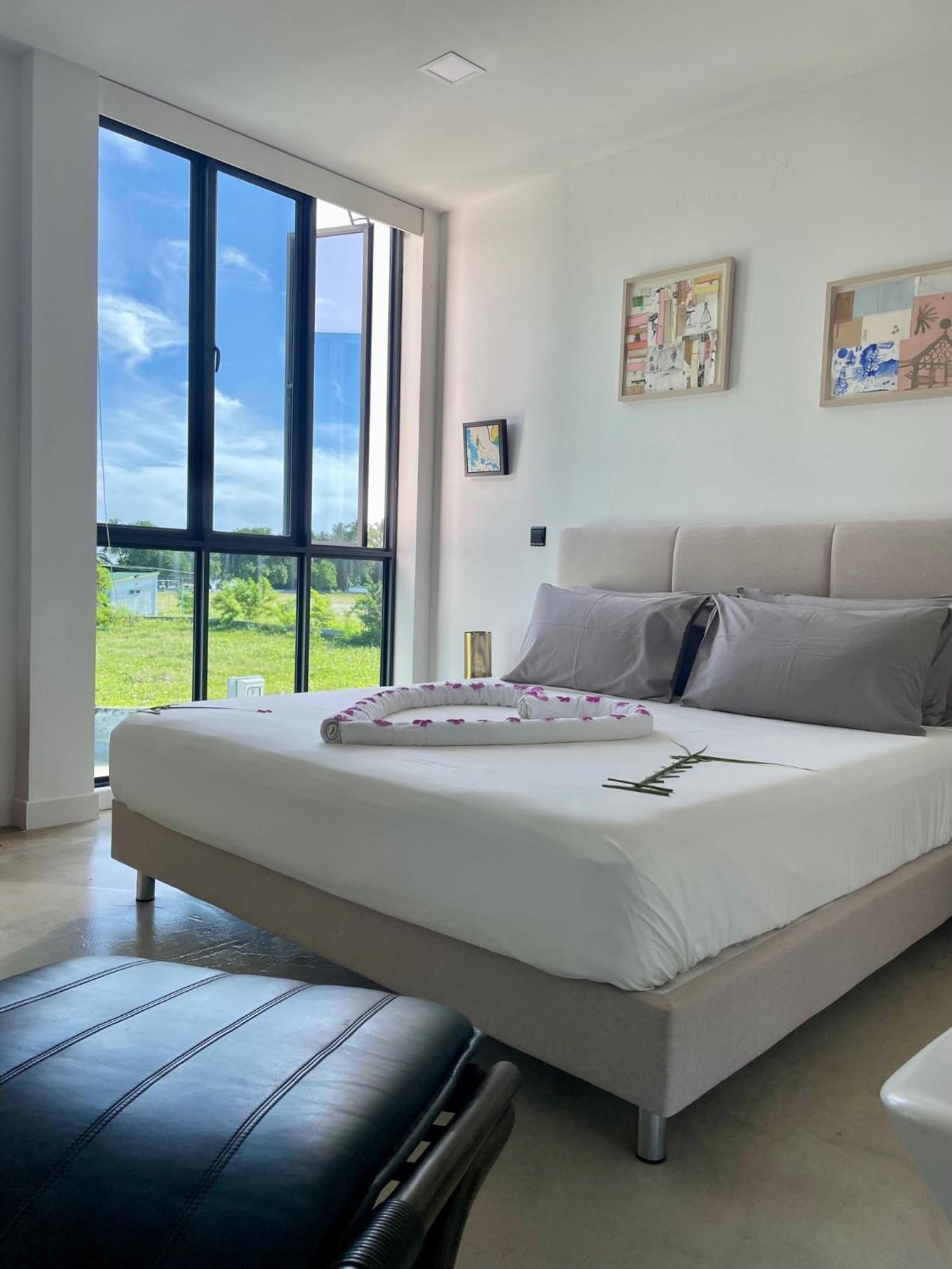 Eq Surf Retreat Hotel Muli Екстериор снимка